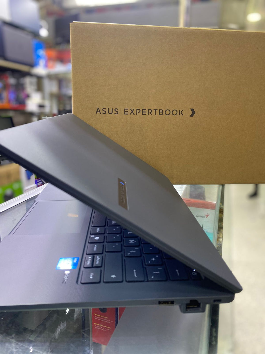 PORTATIL ASUS EXPERTBOOK EDICION EXCLUSIVA